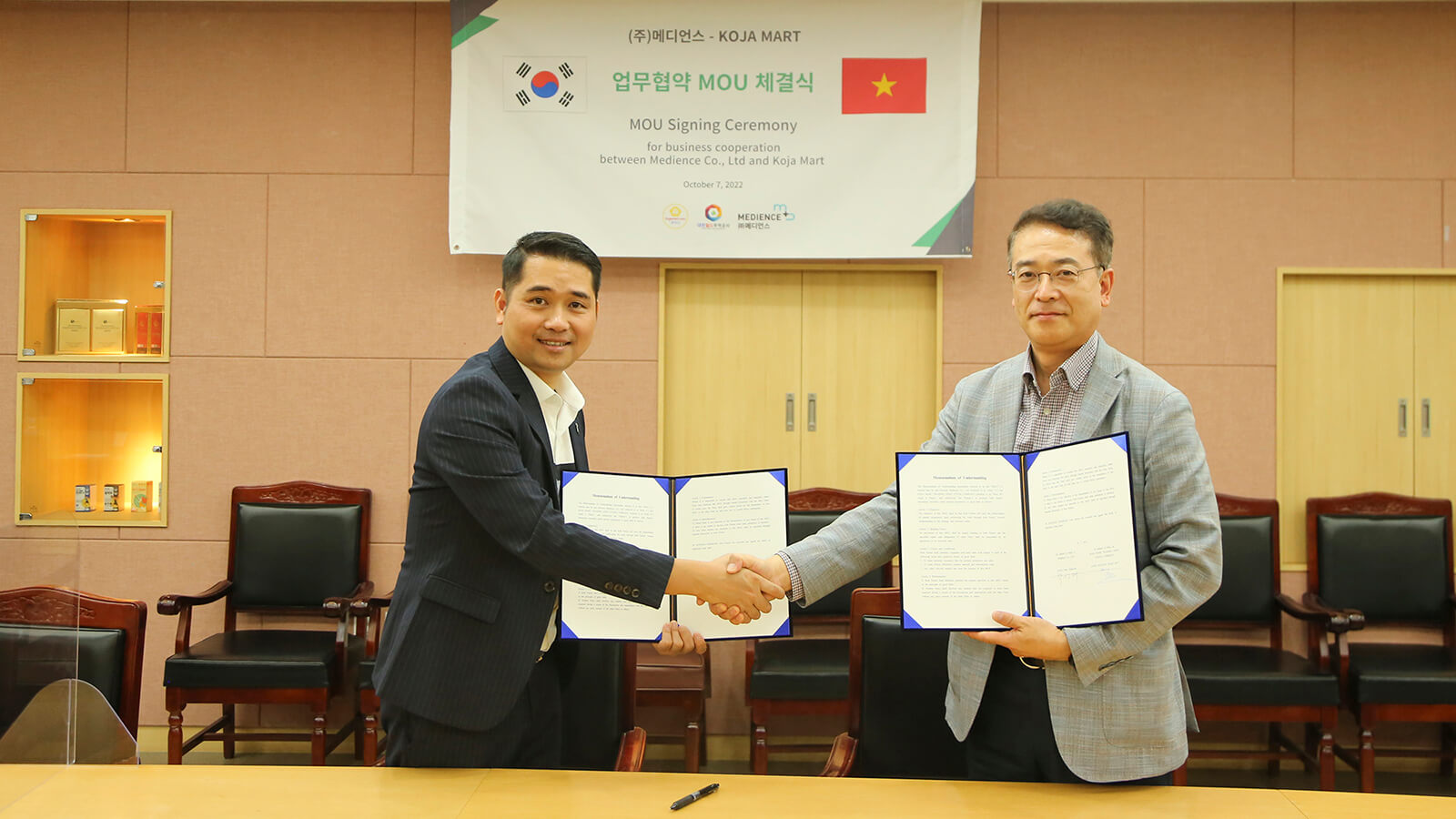 Hoạt động Nổi Bật