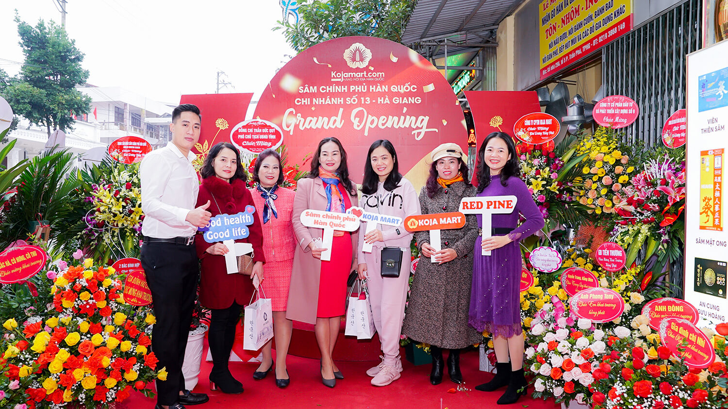 Hoạt động Nổi Bật