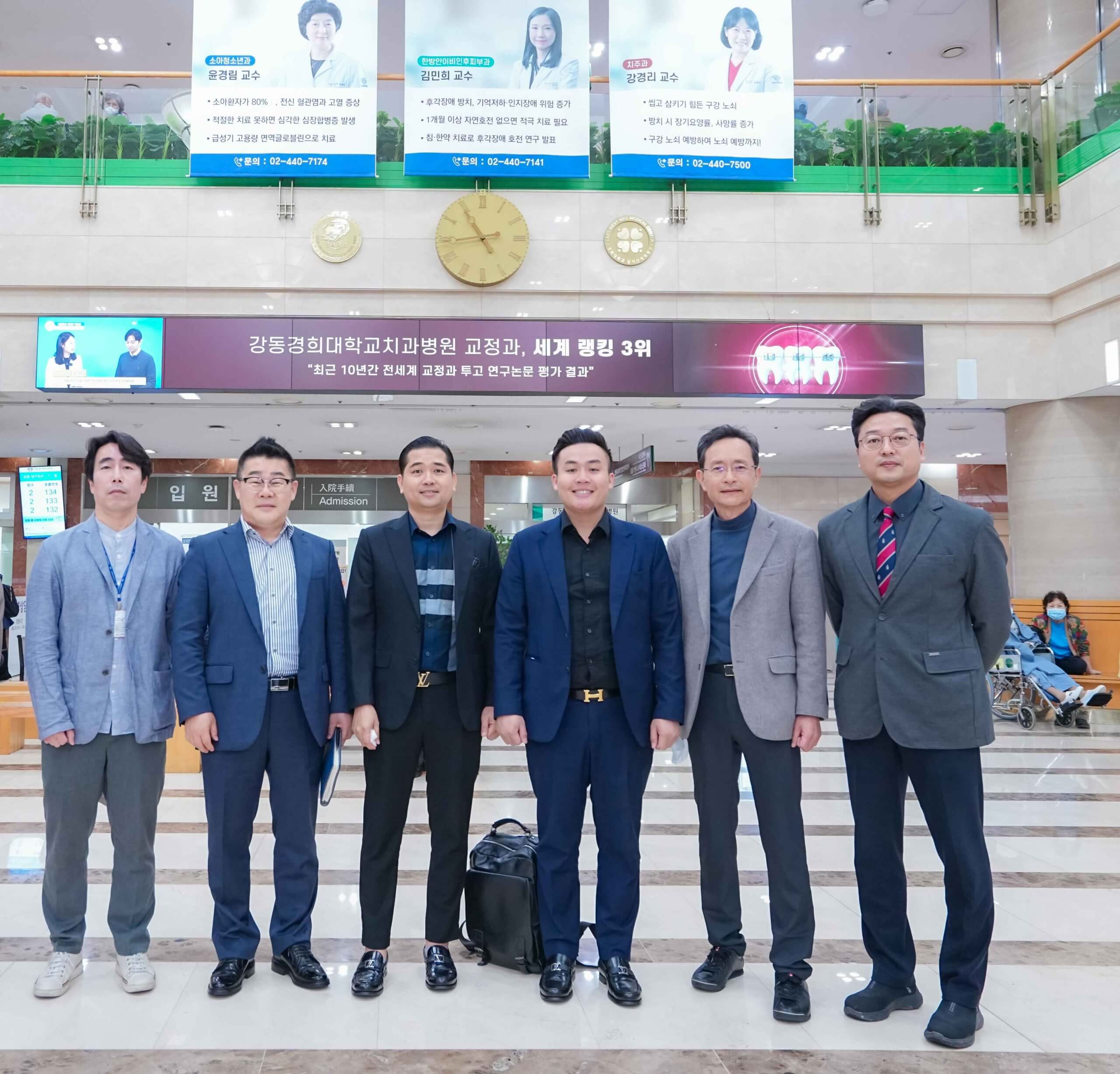 Hoạt động Nổi Bật